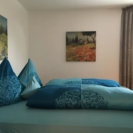 Ferienwohnung Am Finkenbusch * Willingen (Upland)
